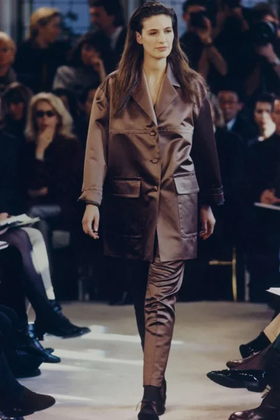 Look 28